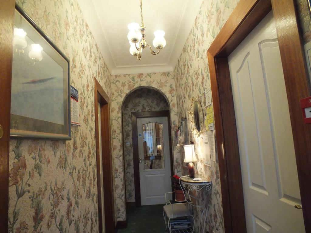 Glendarroch Guest House Largs Esterno foto